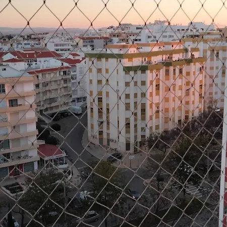 Acolhedora Tranquilidade Apartamento